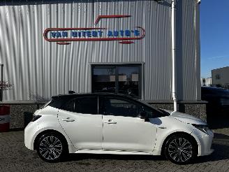 Toyota Corolla 1.8 Hybrid Dynamic picture 4