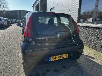 Peugeot 107 1.0-12V Millesim 200 picture 24