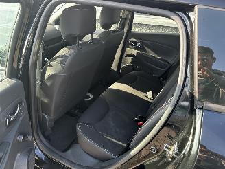 Renault Clio 0.9 TCe Expression picture 35