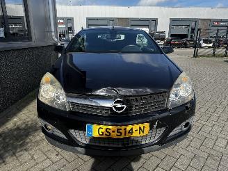 Opel Astra TWIN TOP 1.8 Temptation picture 11