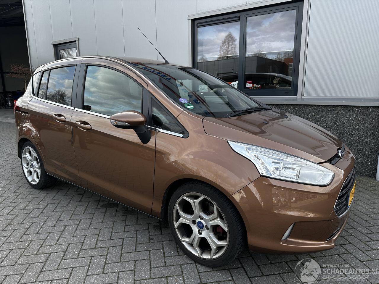 Ford B-Max 1.0 EcoBoost Titanium