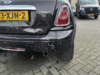 Mini Cooper 1.6 Cooper picture 32