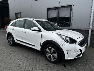 Avarii autoturisme Kia Niro 1.6 GDI Hybrid ComfortLine 2017/7