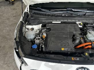 Kia Niro 1.6 GDI Hybrid ComfortLine picture 33