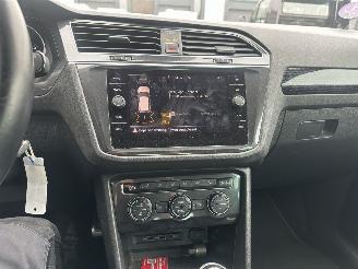 Volkswagen Tiguan 1.4 TSI Comfortline Business R picture 4