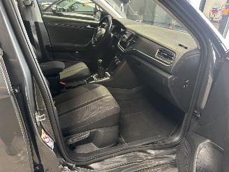 Volkswagen T-Roc 1.0 TSI Sport picture 33