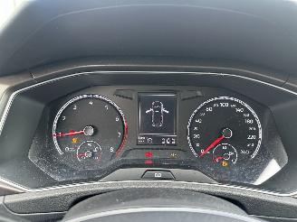 Volkswagen T-Roc 1.0 TSI Sport picture 32