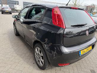 Fiat Punto Evo 0.9 TwinAir Sempre picture 28