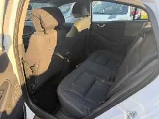 Hyundai Ioniq 1.6 GDI First Edition picture 41