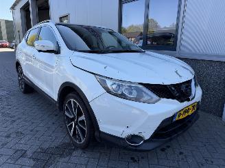 Avarii autoturisme Nissan Qashqai 1.2 Premier Edition 2014/4