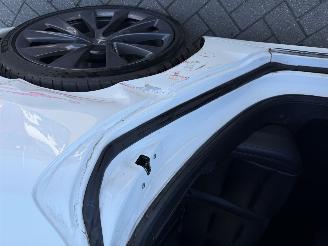 Tesla Model S 75D Base picture 18