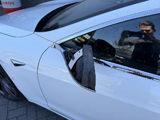 Tesla Model S 75D Base picture 23