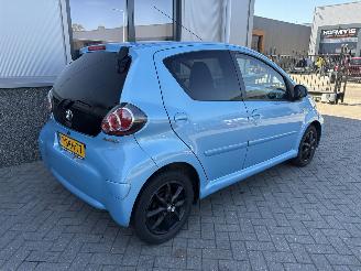 Toyota Aygo 1.0 VVT-i Dynamic Blue picture 3