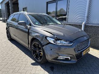 Schadeauto Ford Mondeo 1.5 Titanium 2016/2