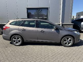 Ford Focus 1.0 EcoBoost Edition picture 2
