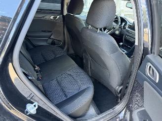 Kia Ceed 1.0 T-GDi DynamicLine picture 27