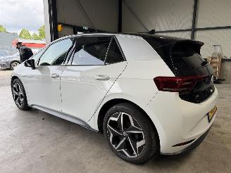 Volkswagen ID.3 First Plus 58kWh picture 7