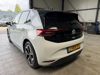 Volkswagen ID.3 First Plus 58kWh picture 6
