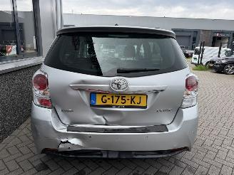 Toyota Verso 1.8 VVT-i Business picture 6