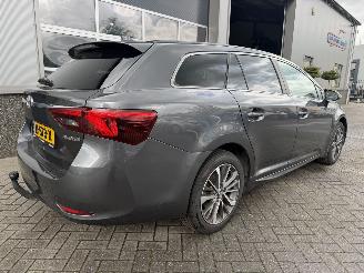 Toyota Avensis 2.0 D-4D-F Executive Business picture 5