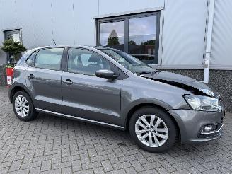 Volkswagen Polo 1.2 TSI Comfortline Connected Series picture 4