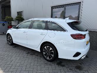 Kia Ceed 1.6 GDI PHEV DynamicLine Plug-in Sportswagon picture 35