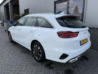 Kia Ceed 1.6 GDI PHEV DynamicLine Plug-in Sportswagon picture 34