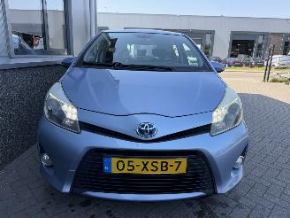 Vaurioauto  passenger cars Toyota Yaris 1.5 Full Hybrid Dynamic 2012/7