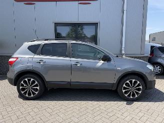Nissan Qashqai 1.6 360 picture 3