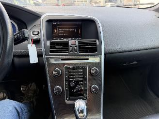 Volvo Xc-60 2.0 D4 Summum R-Design picture 32