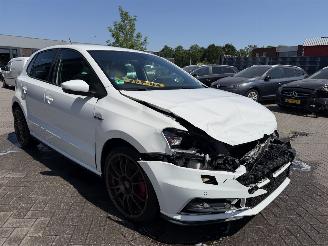 Vaurioauto  passenger cars Volkswagen Polo 1.8 TSI GTI 2015/3