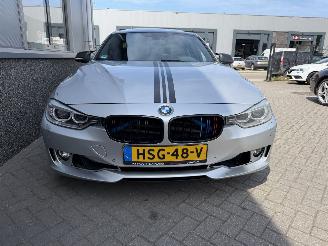 BMW 3-serie 328i xDrive High Executive picture 13