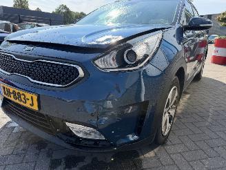 Kia Niro 1.6 GDI Hybrid First Edition picture 9