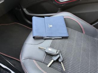 Peugeot 2008 1.2 PureTech GT-Line picture 23
