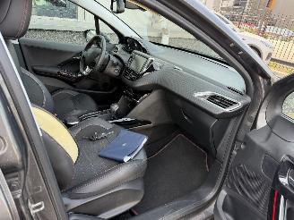 Peugeot 2008 1.2 PureTech GT-Line picture 22