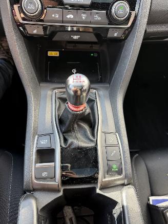 Honda Civic 1.5 i-VTEC Prestige picture 37