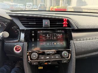 Honda Civic 1.5 i-VTEC Prestige picture 35