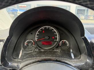 Volkswagen Up! 1.0 High up! BlueMotion picture 8
