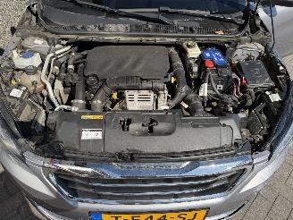 Peugeot 308 308 SW 1.2 PureTech Allure Automaat picture 35