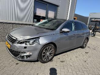 Peugeot 308 308 SW 1.2 PureTech Allure Automaat picture 25