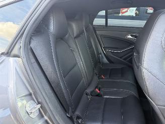 Mercedes Cla-klasse 200 d Business Solution Shooting Brake Automaat. picture 42
