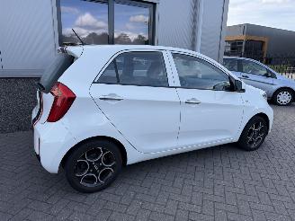 Kia Picanto 1.2 CVVT DynamicLine picture 4