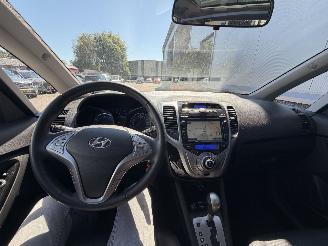 Hyundai Ix20 1.6 i-Catcher Automaat picture 15