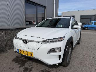 Hyundai Kona EV Premium 64 kWh picture 18