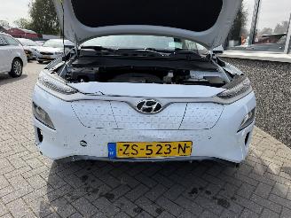 Hyundai Kona EV Premium 64 kWh picture 15