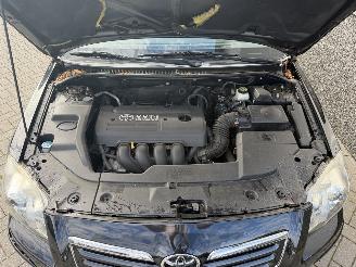 Toyota Avensis 1.8 VVTi Luna Automaat picture 14