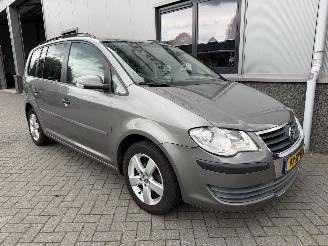 uszkodzony samochody osobowe Volkswagen Touran 1.4 TSI Optive 2008/2