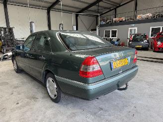 Mercedes C-klasse 200 Sport picture 14
