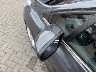 Renault Clio 0.9 TCe Intens picture 40