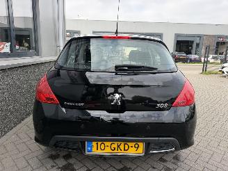 Peugeot 308 1.6 VTi XT picture 8